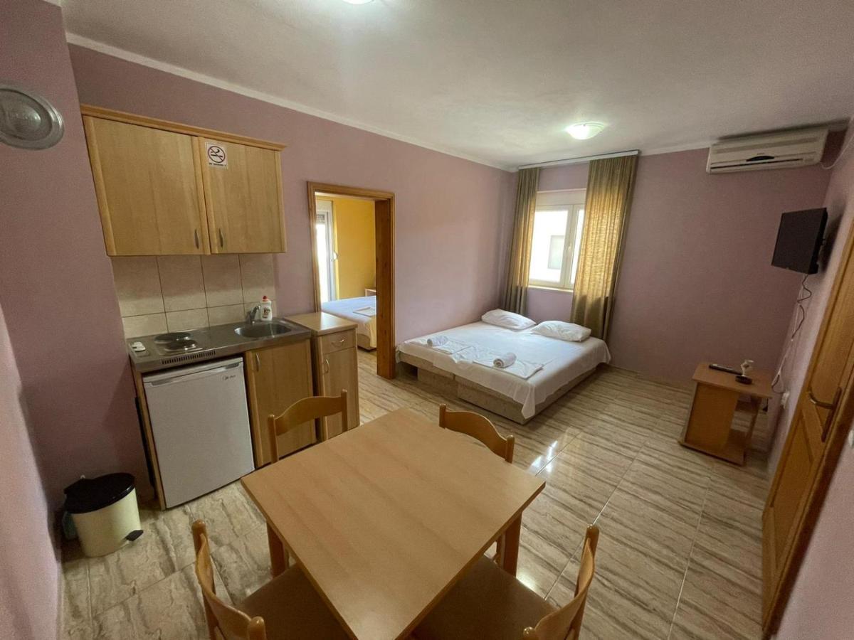 Mali Medved Ulcinj Apartment Exterior photo