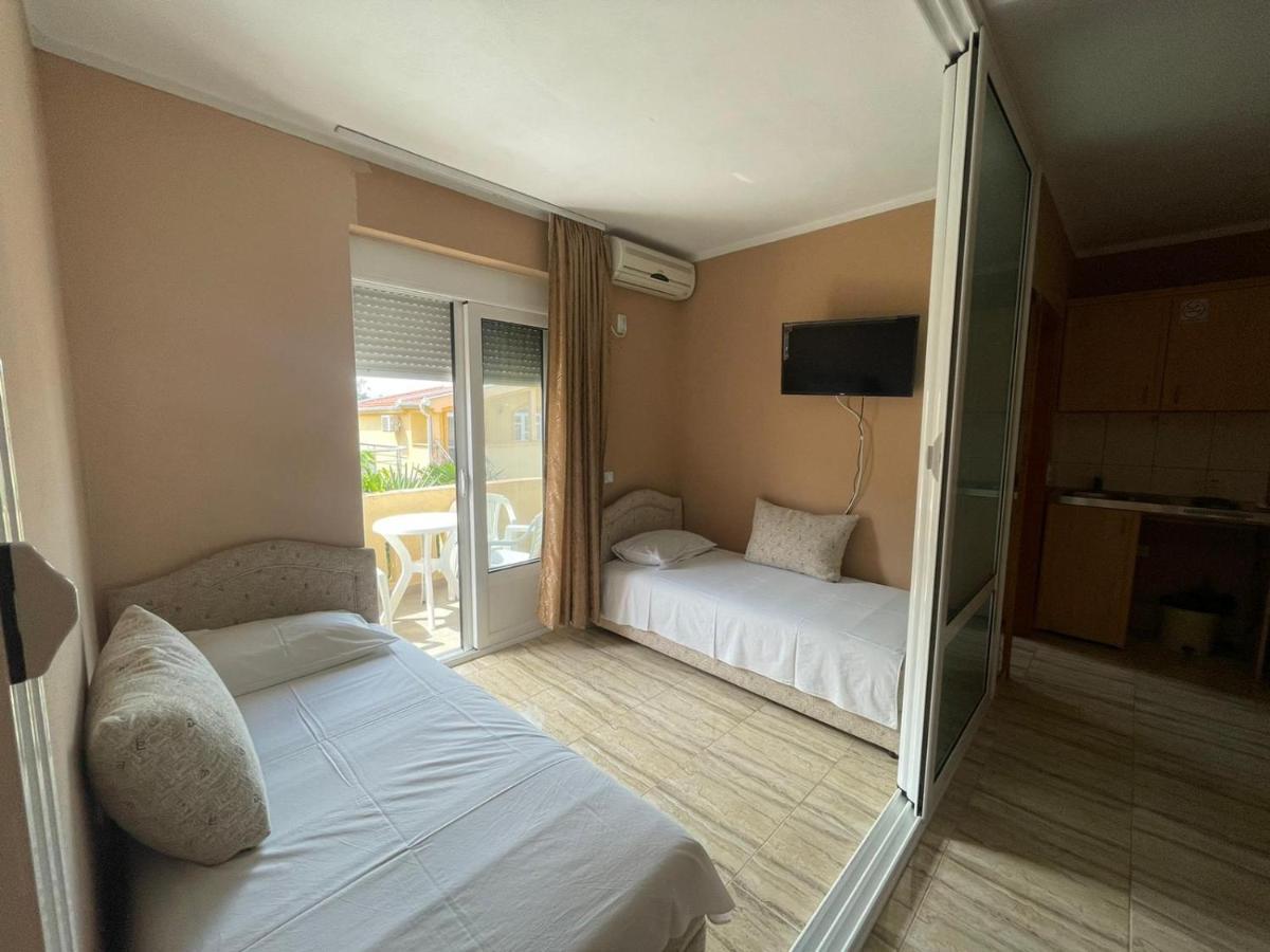 Mali Medved Ulcinj Apartment Exterior photo