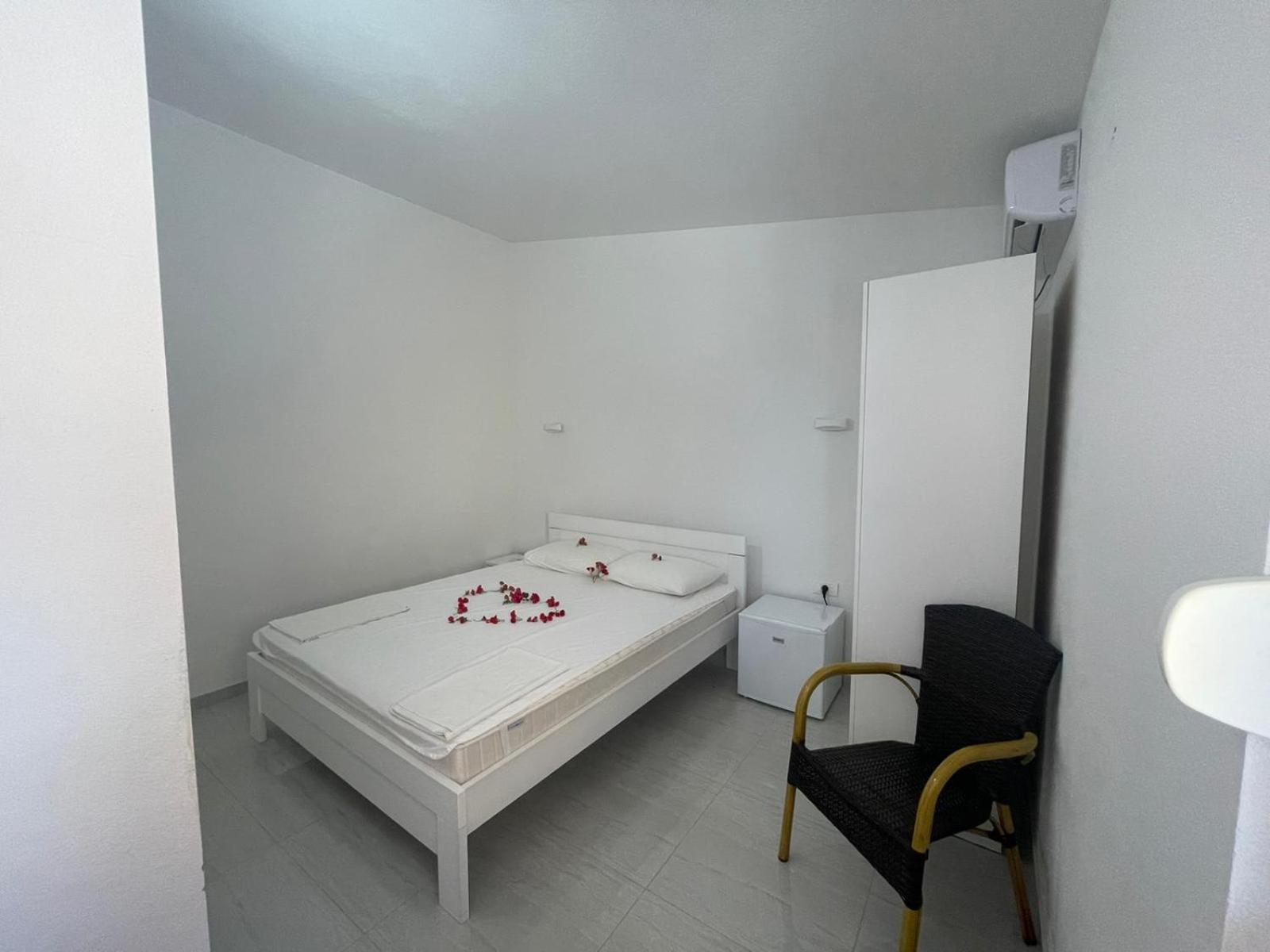Mali Medved Ulcinj Apartment Room photo